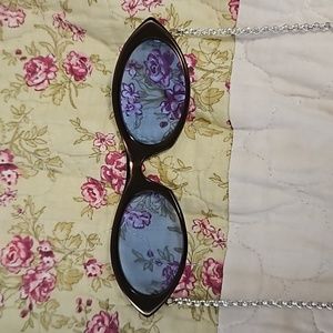 Vintage Blue lens brown pearl frame weighted sunglasses.